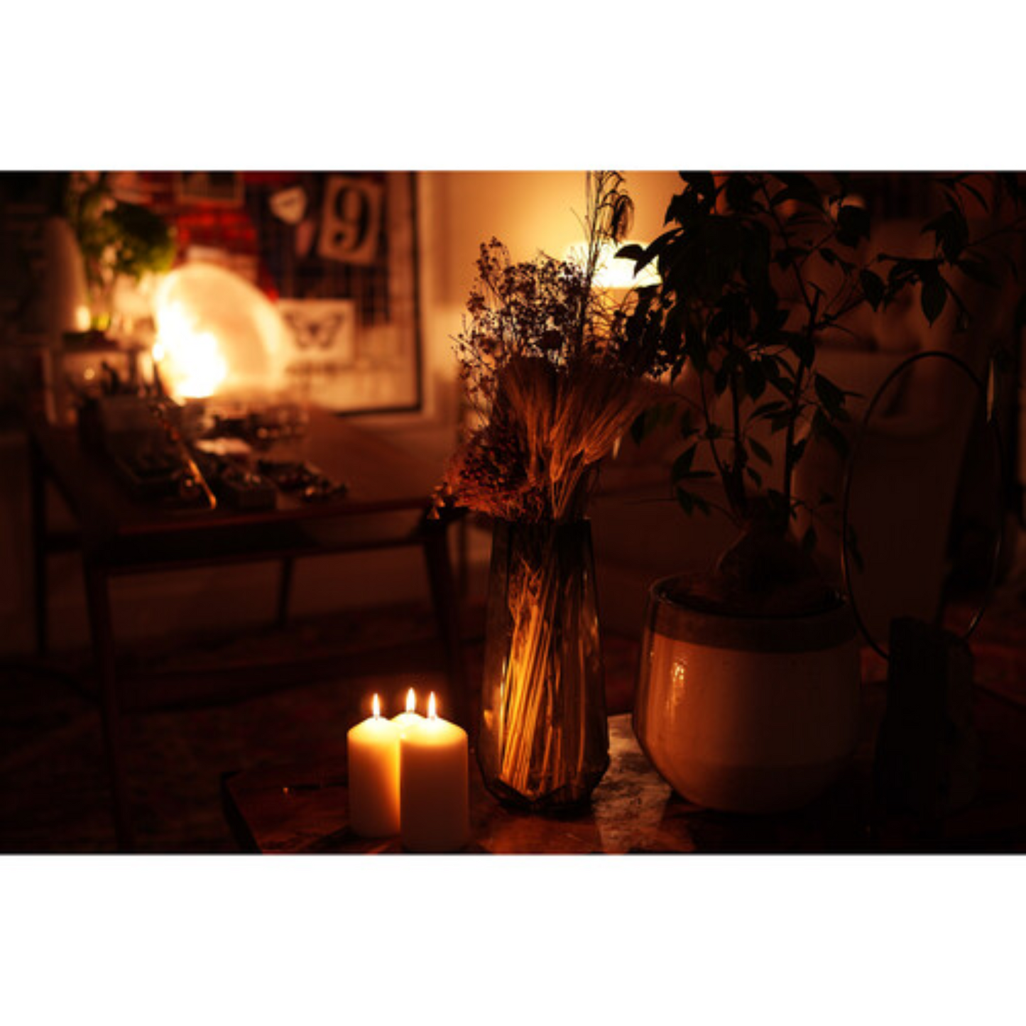 Sony ZV-E10 Mirrorless Camera with 16-50mm F/3.5-5.6 OSS