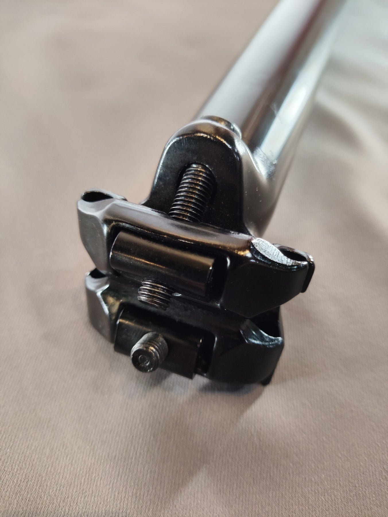 Bontrager Comp Seatpost – 6061 Alloy • 31.6 mm • 8 mm Offset • 400 mm