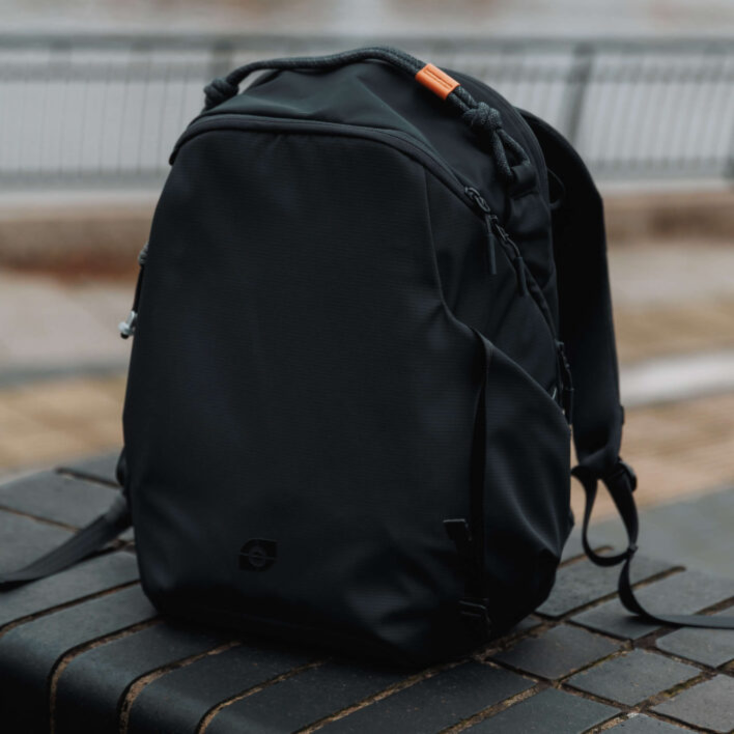 Leofoto Daily Lite 17L Camera Backpack – Midnight Blue