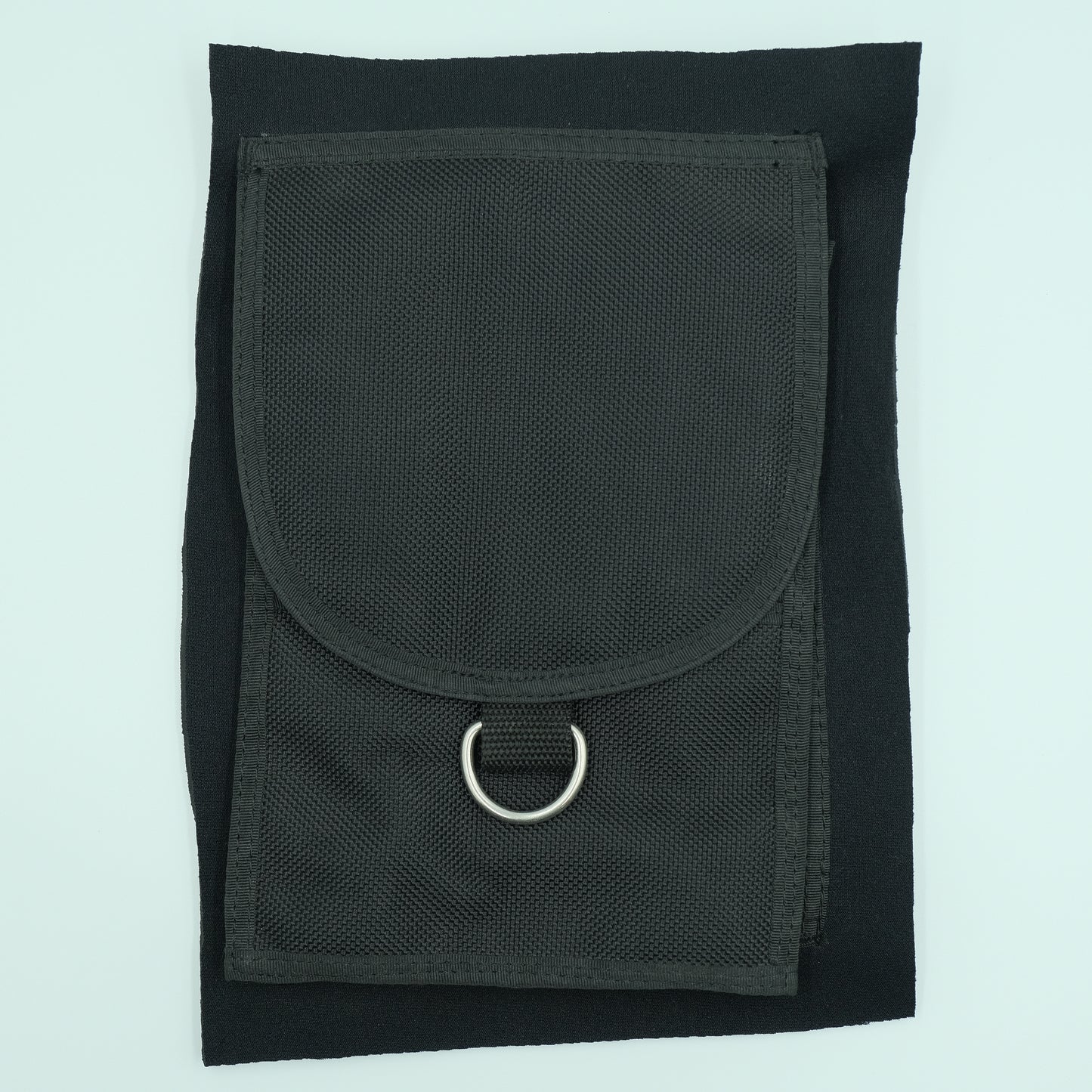 Highland XSSTP Glue-On Thigh Storage ( Brand New )