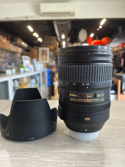 Nikon Lens 28-300mm F/3.5-5.6G VR (2ndhand)